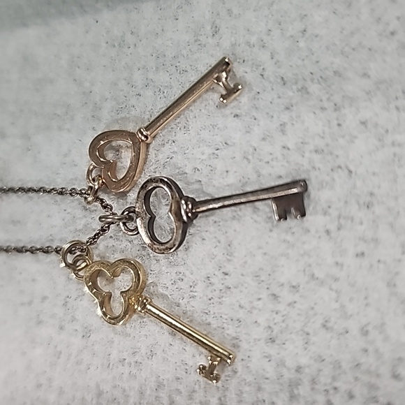 Tiffany & Co. Triple Key Motif Silver Gold Pendant Necklace Ag925 Au750 18in Lg - Picture 15 of 15